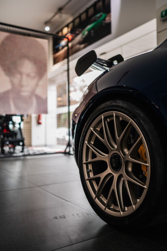 Porsche Exhibition Zedi Lucena - Points of View